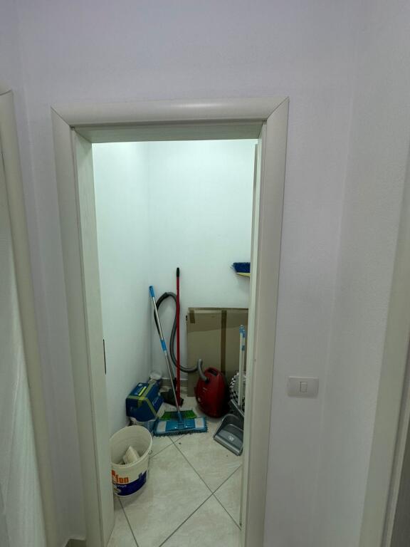 🏡 Apartment 2+1+2 for sale 📍 Tom Doshi Complex, Shkozë  ✅ Purchase option with credit 📐 Area: 105.5 m² 🏢 2nd floor residential, with elevator 🛋️ Furnished, ready to live in 📄 With mortgage 💶 Price: 137 million lek   
