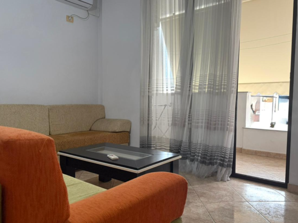 🏢 Affittasi Appartamento 2+1+2 – Complesso Panorama, vicino alla Stazione Ferroviaria  