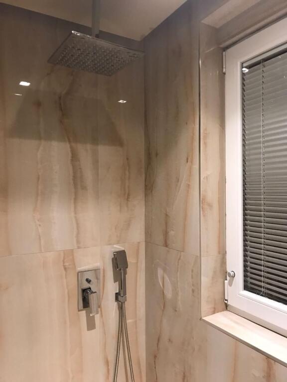 Apartament 2+1 per qira te 21 Dhjetori