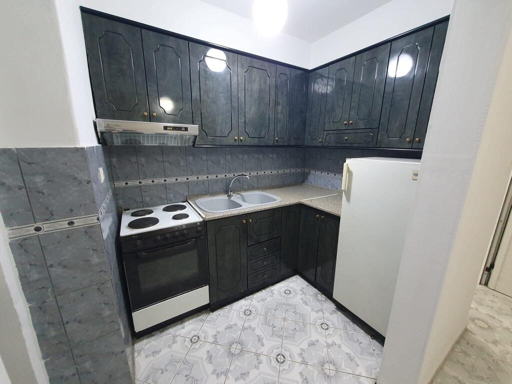 Jepet Me Qera Apartament 1+1+1 Ballkon