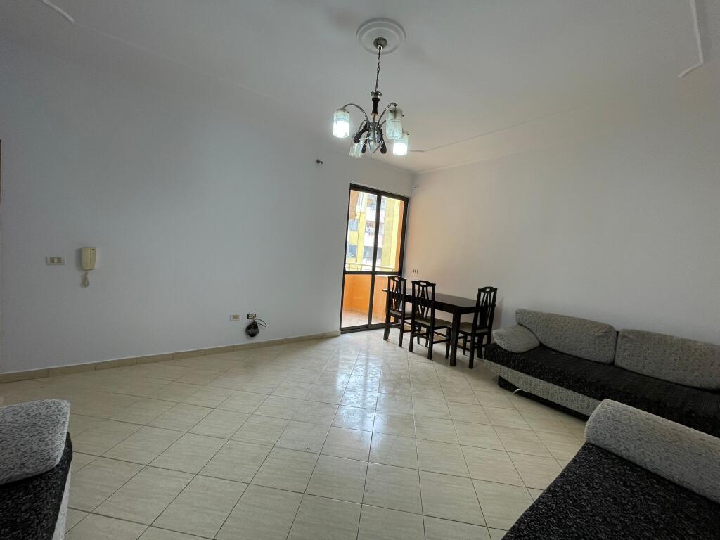 Appartamento 1+1 in vendita a Yzberisht