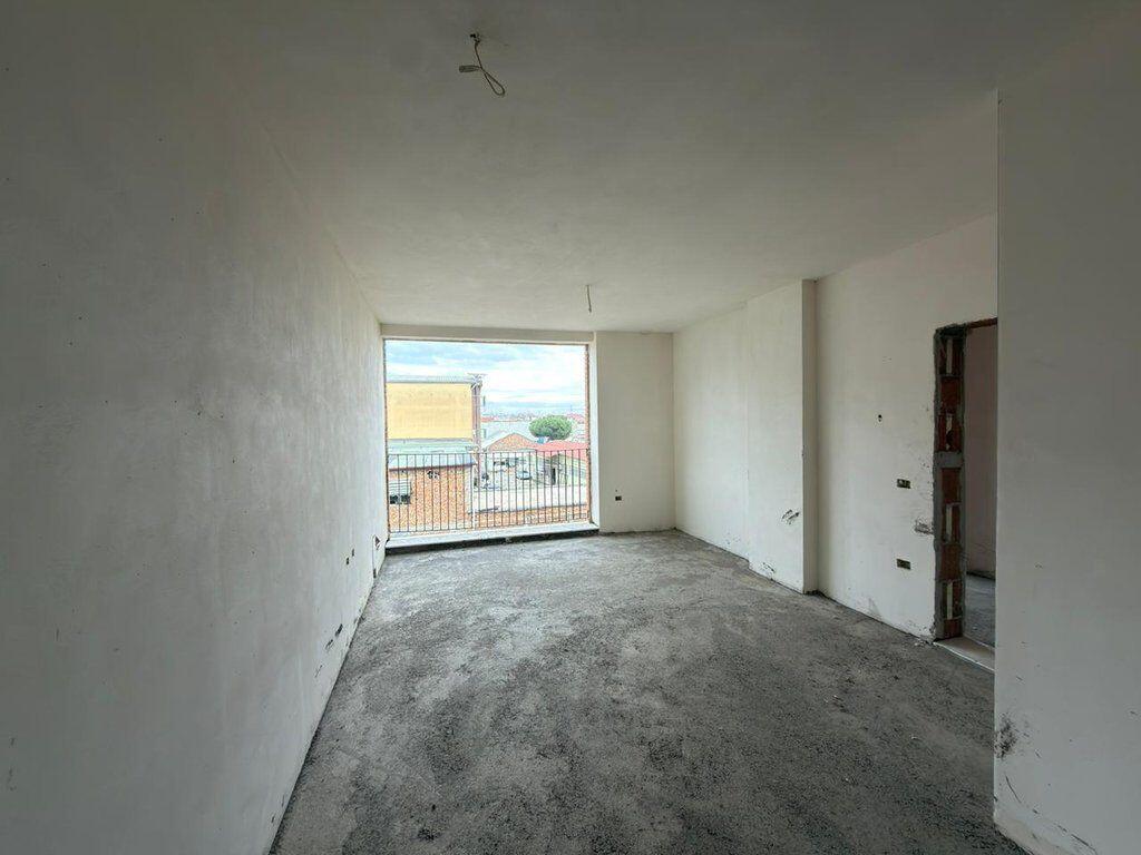 SIRI KODRA, VENDIAMO APPARTAMENTO 1+1, 125,000 €