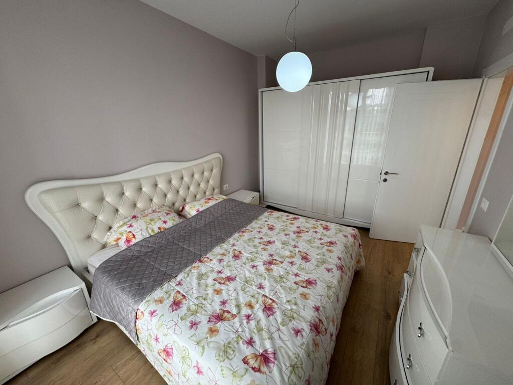 🏡Appartamento 1+1 in affitto –📍 Siri Kodra (vicino Hotel Meridian)💶 Prezzo: 550€/mese