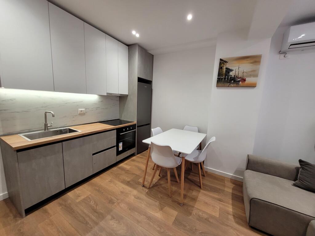 Affittasi 1+1 Comune di Parigi 550€