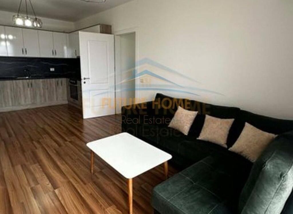 Qera , Apartament 1+1 Unaza e re , Tirane.