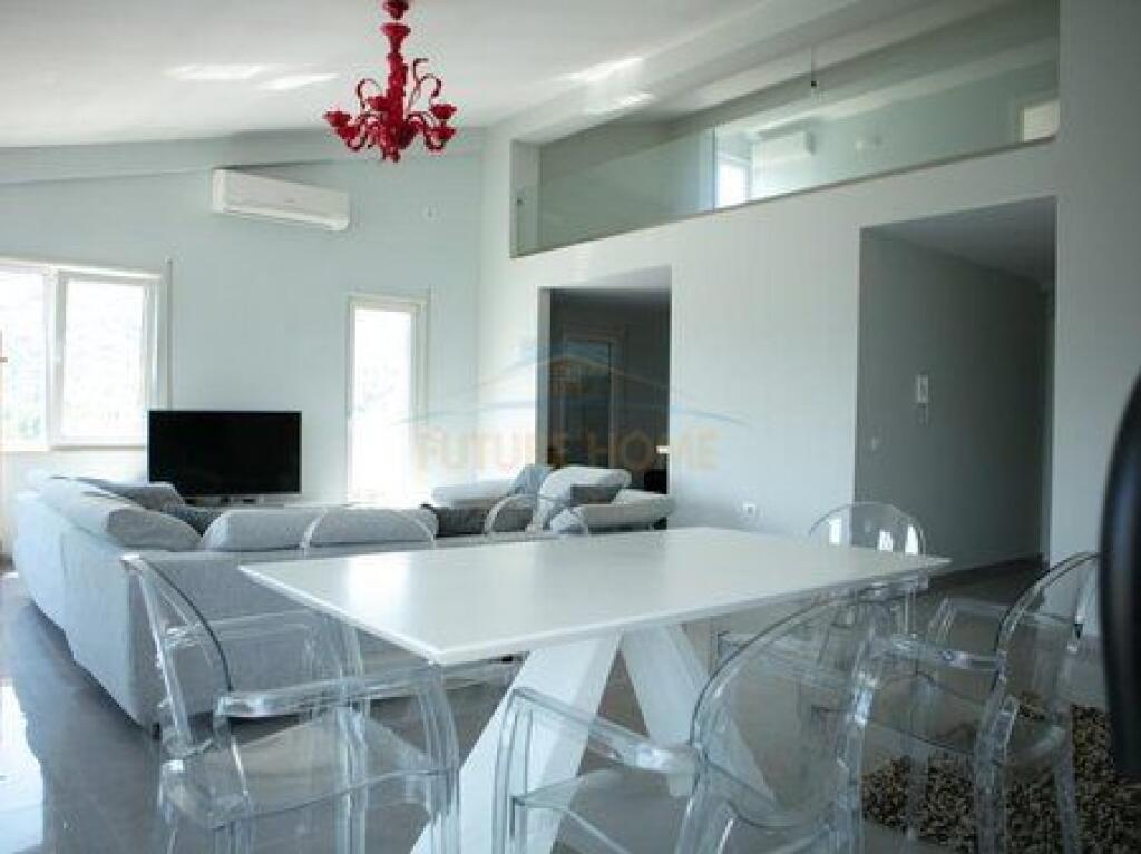 For sale, Penthouse 3+1+2, Dry Lake, Tirana !