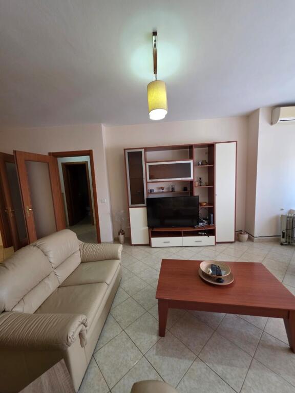 Apartment 1+1, Elbasan Street!