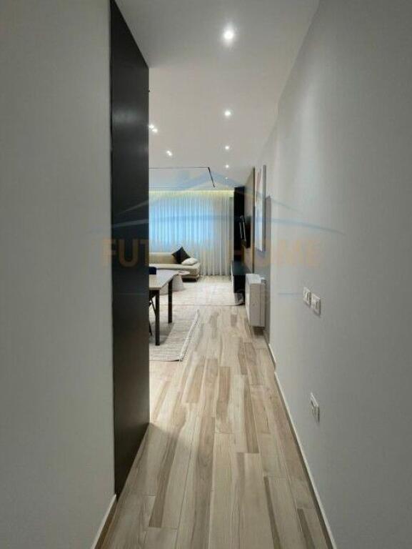 Affitto, Appartamento 2+1 + Veranda, Complesso FZ, Lago Secco, Tirana!