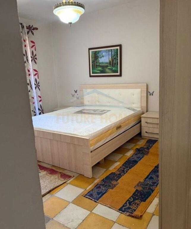 Affitto, Appartamento 1+1, Porcelan.