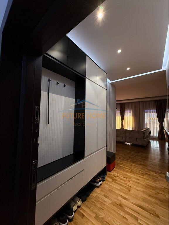 For sale, penthouse, Qesarak, Tirana