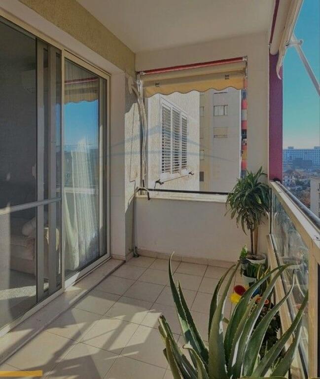 For sale, 2+1 Apartment, Malajziani Complex, Kamza Turn