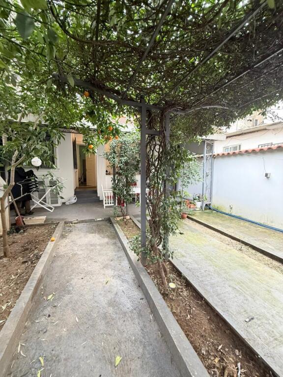 PRIVATE HOUSE FOR RENT NEAR PETRO NINI HIGH SCHOOL