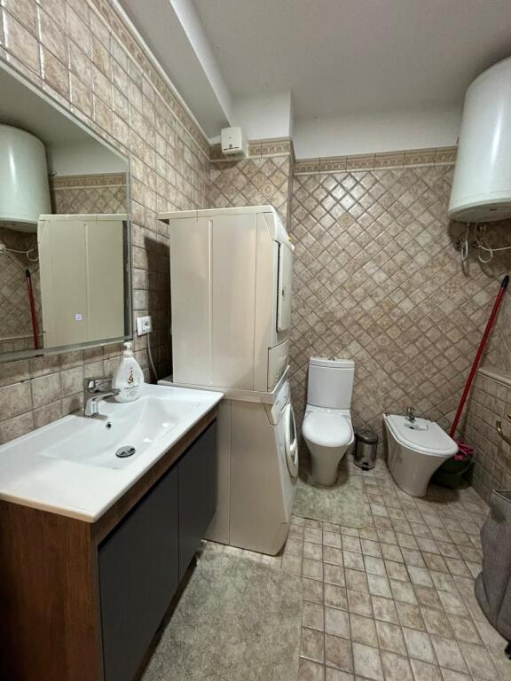 🏡 Appartamento 1+1 in affitto – RTSH