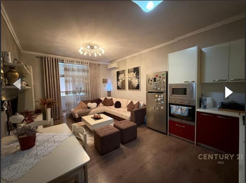 2+1,arredato via babe rexha a globe,225.000 euro
