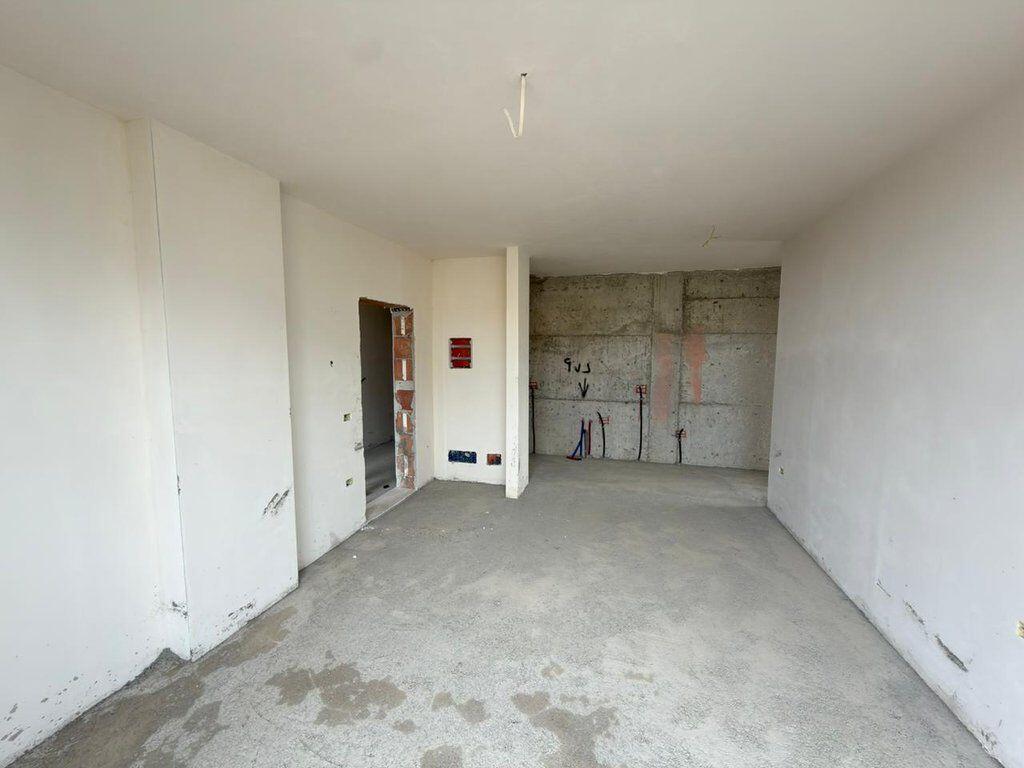 SIRI KODRA, VENDIAMO APPARTAMENTO 1+1, 125,000 €