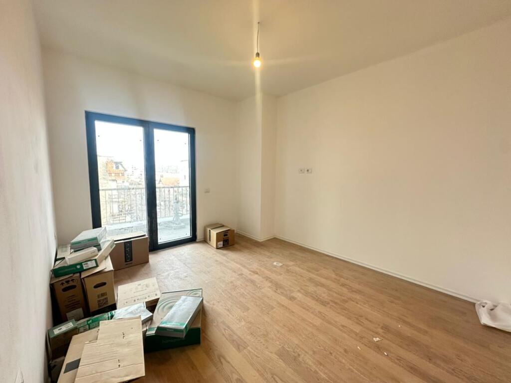 Apartament 2+1 per shitje, Rruga e Barrikadave,ndertim i ri