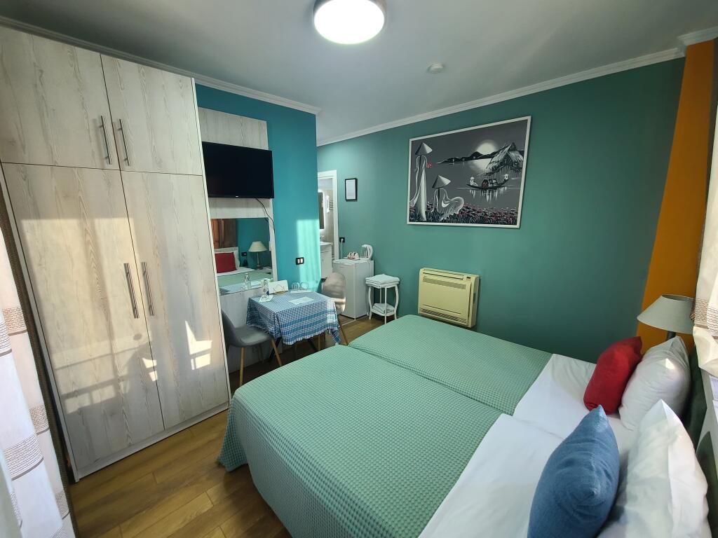 Shitet Apartment I pershtatur Hotel
