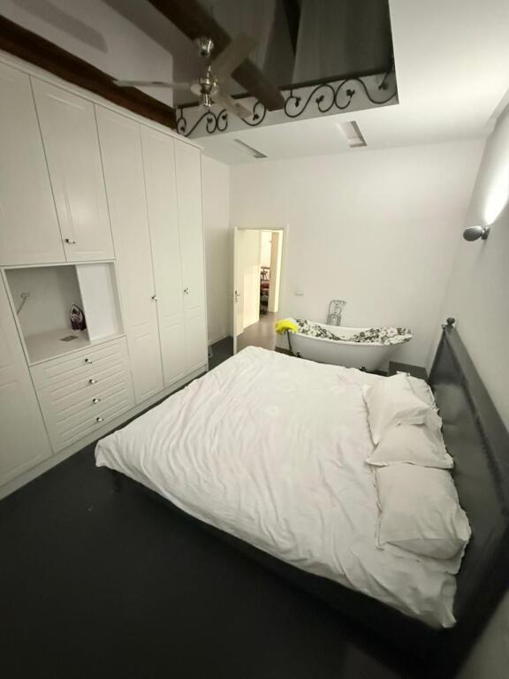PRIVATE HOUSE FOR RENT NEAR PETRO NINI HIGH SCHOOL