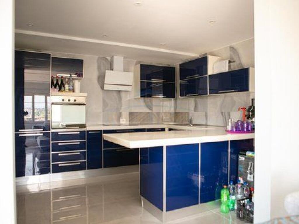 For sale, Penthouse 3+1+2, Dry Lake, Tirana !