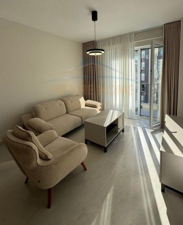 Affitto Appartamento 2+1+Posto Auto, Comune di Parigi!