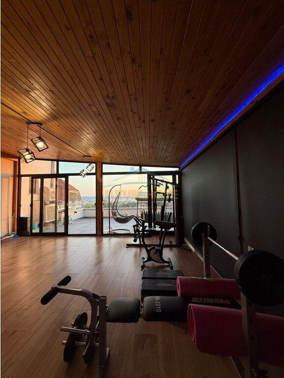 For sale, penthouse, Qesarak, Tirana