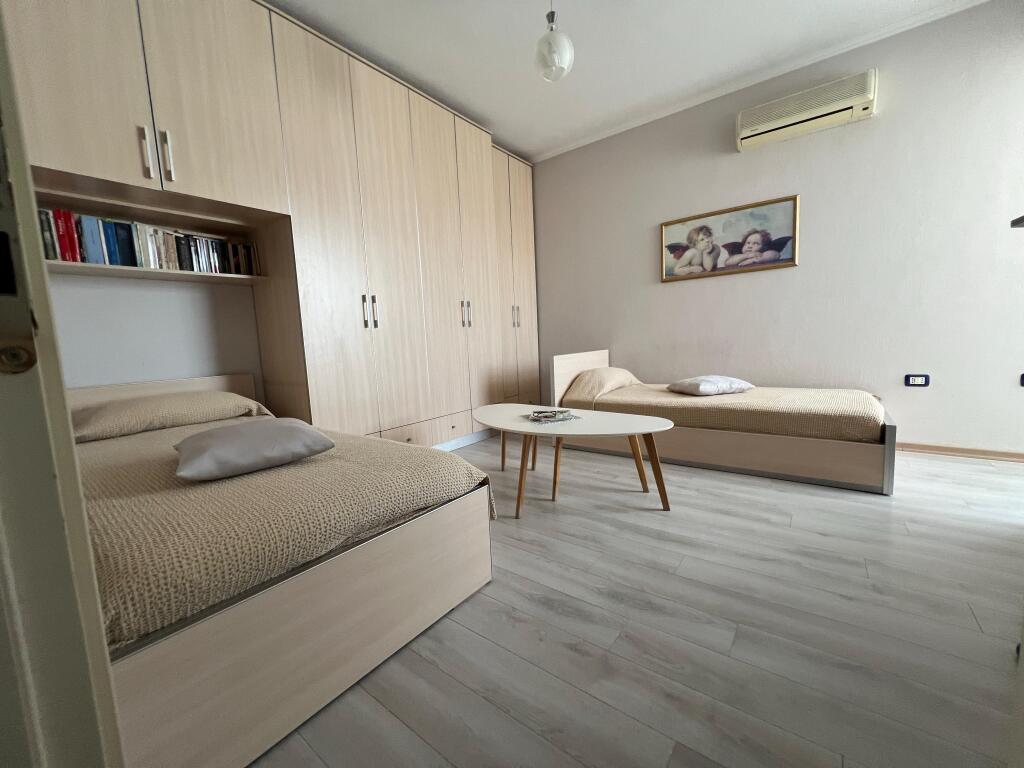 Apartament 2+1, Don Bosko!
