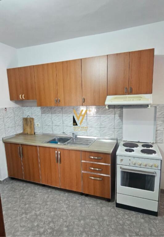 APARTMENT 1+1 FOR RENT NEAR THE FORMER BUS PARK 40,000 LEKE
