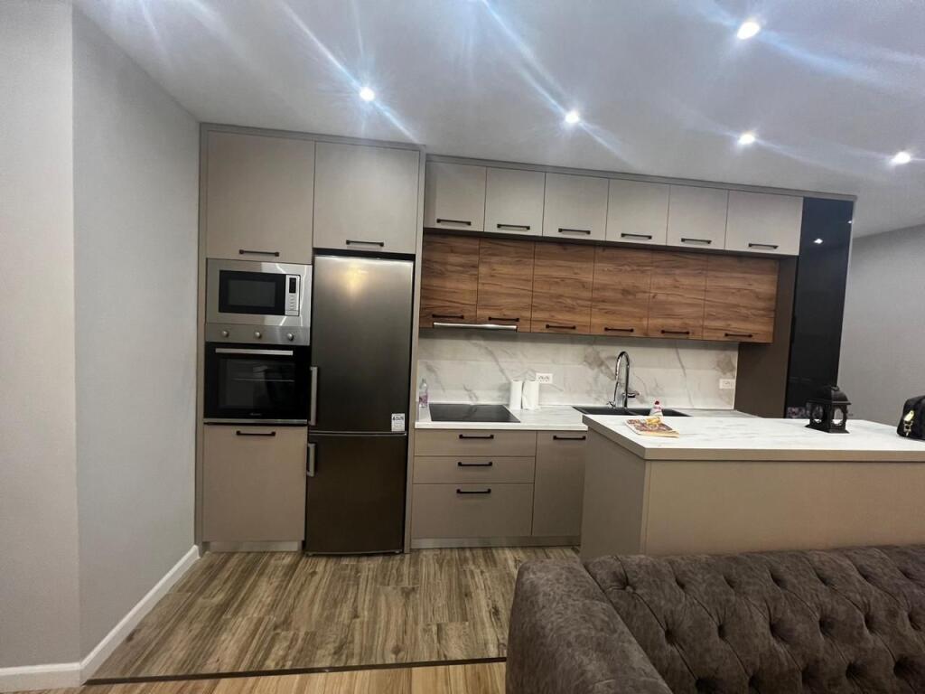 Appartamento 2+1+2 in Vendita – Vollga Durres