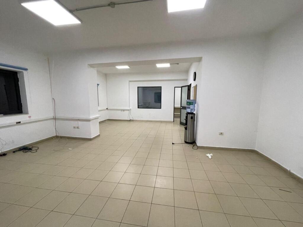 DYQAN ME QERA 140 M2 PAZAR I RI  75.000 LEKE
