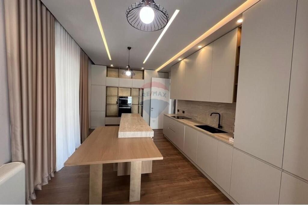 ✨Jepet me Qira Apartament Luksoz 3+1 | 📍Kompleksi Deliorgji