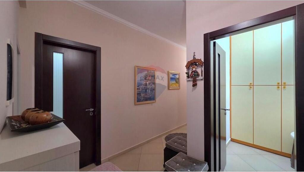 Apartament 3+1+2 ne shitje tek Rr. e Cipajve 1450€/m2 (i negociueshem)