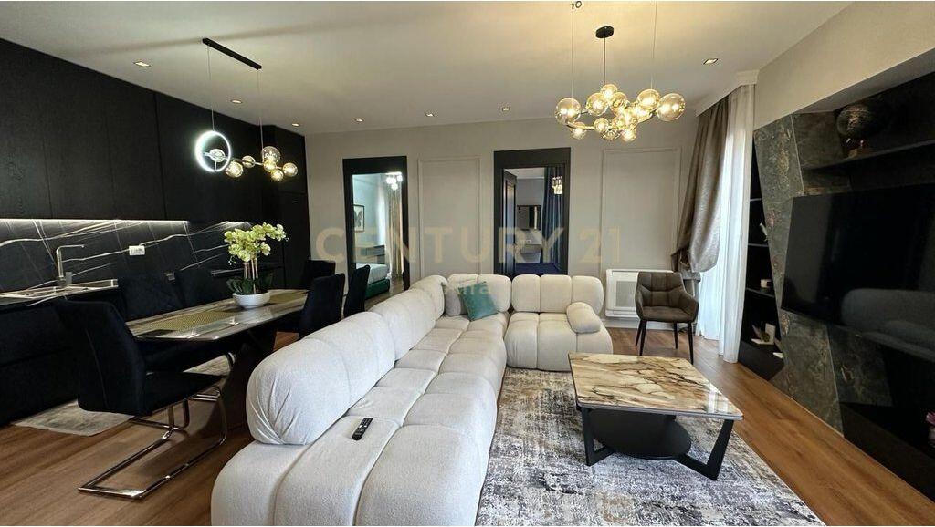 3+1 apartment for rent at Garden Building