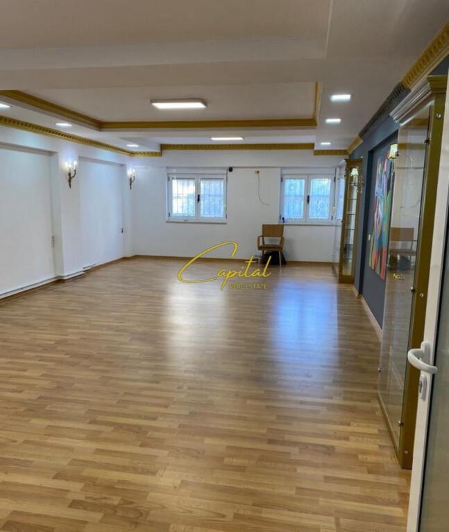 LOCALE COMMERCIALE IN AFFITTO 160 M2 CENTRO 140.000 LEKE