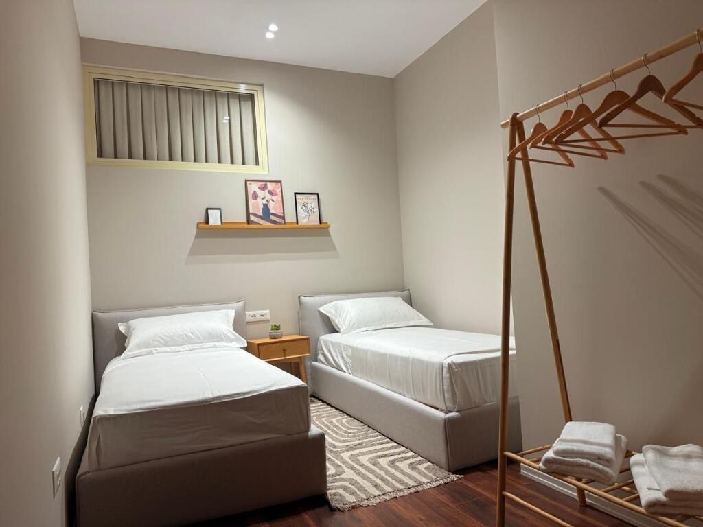 Apartament 2+1 per shitje tek Rruga e Bogdaneve!