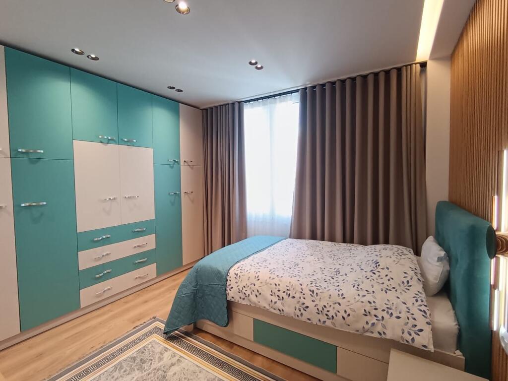 APARTMENT 3+1+2 TOILETS FOR RENT, KAVAJA STREET!