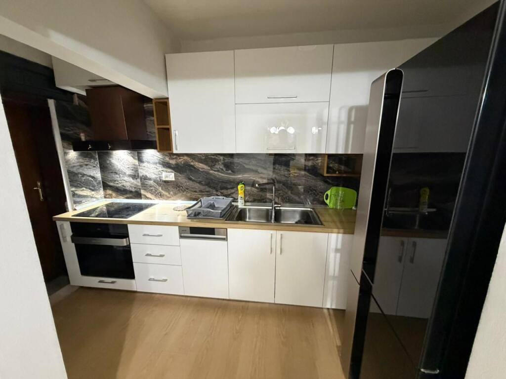 🏡Apartment 1+1 for rent 📍 Address: Old Park, Ndre Mjeda Street💶 Price: 500€ (non-negotiable)