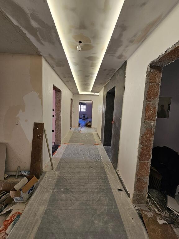 Hotel in Affitto – Nuovo Edificio a Bathore, Kamëz | Accesso a Strada Principale