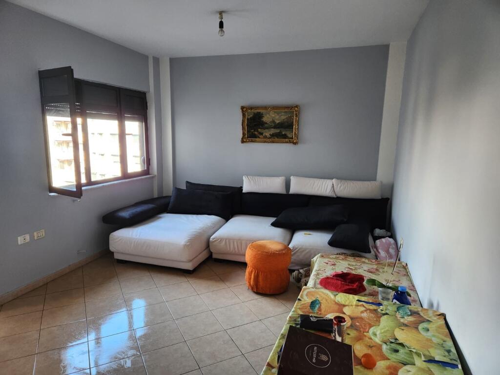 Kthesa Kamzes, apartment 2+1 for rent! 450 Euro
