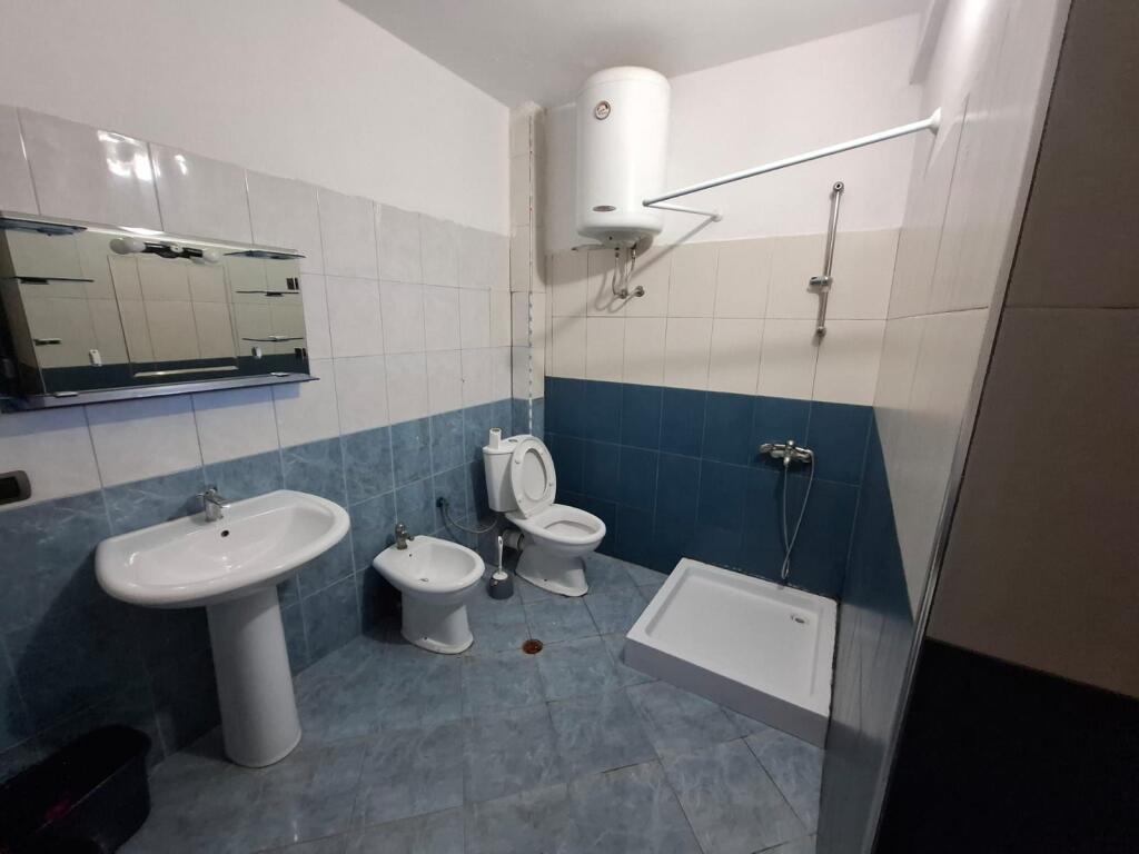 Appartamento 1+1 in Affitto Quartiere 12 a Durazzo