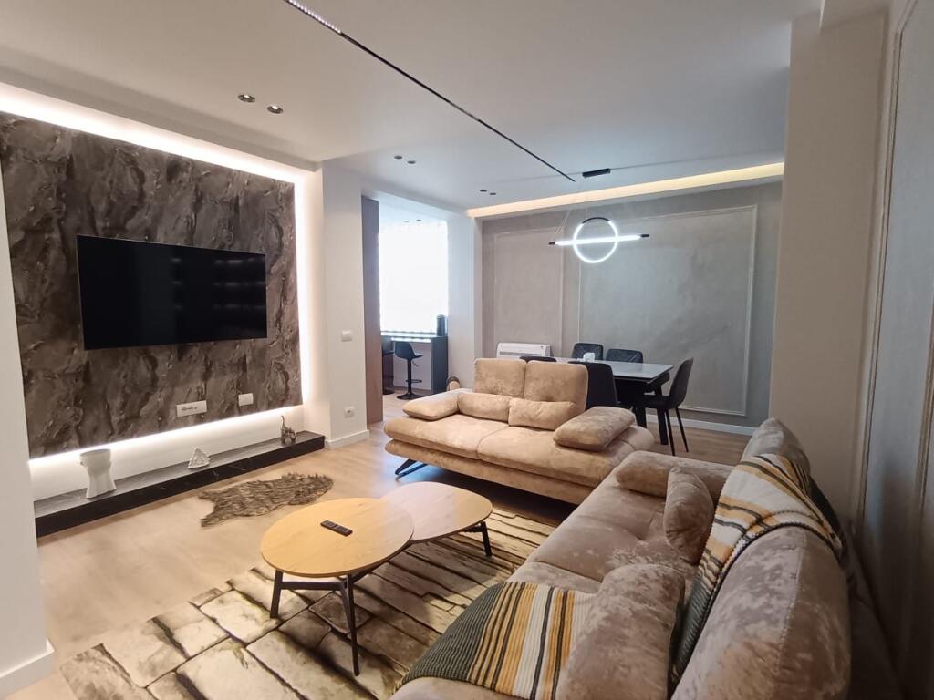 APARTMENT 3+1+2 TOILETS FOR RENT, KAVAJA STREET!