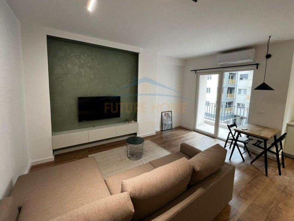 Affitto, Appartamento 1+1, Complesso Aura, Tirana!