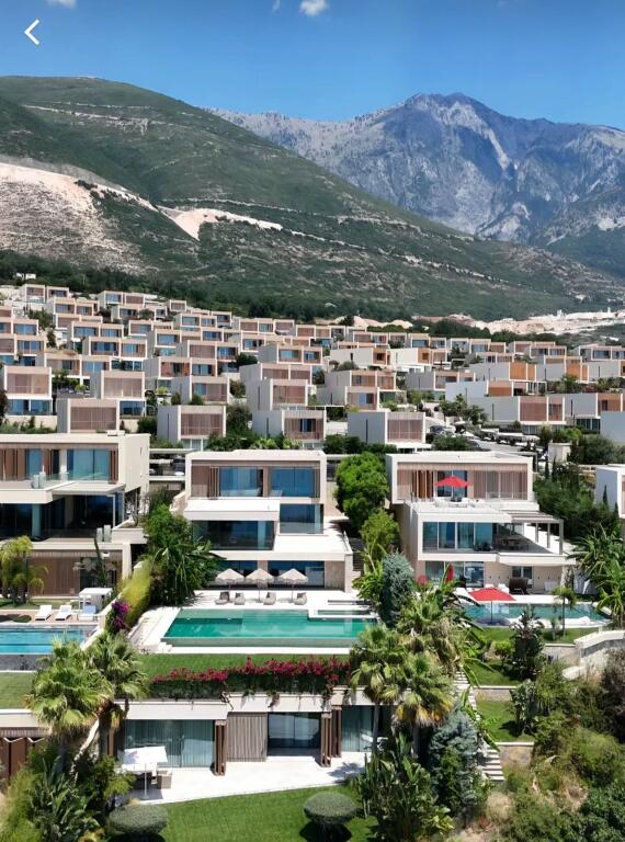 🏡 Villa di Lusso in Vendita a Green Coast 1 – Con Piscina Privata e Vista Mare | 1.630.000 €