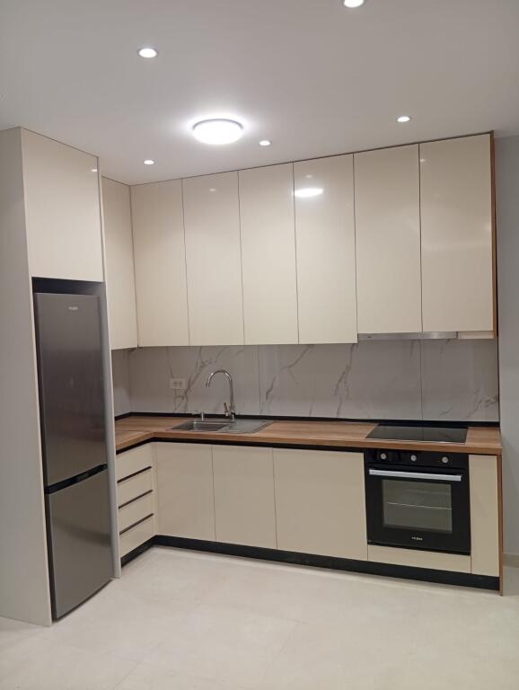 🏠Affittasi appartamento 2+1+2 +Parcheggio incluso a 5 Maj, dopo Concordi