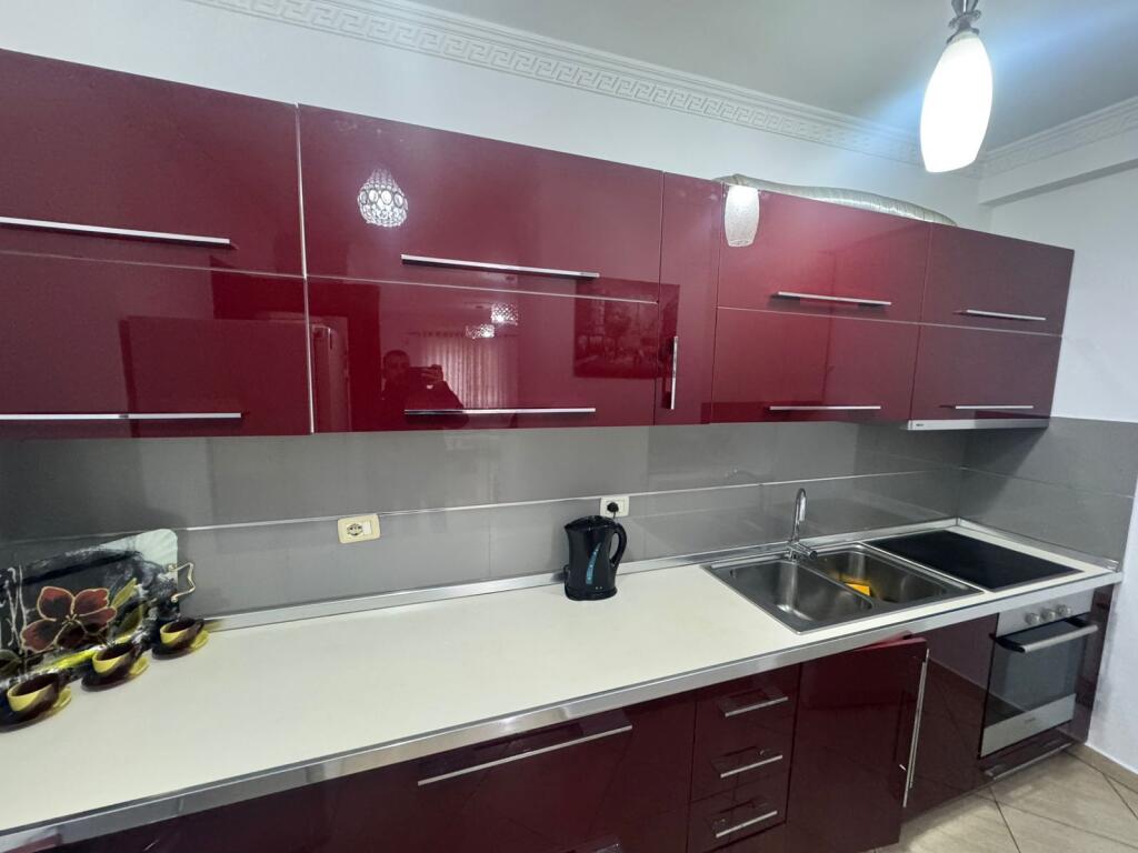 🏡Appartamento 2+1 in affitto 📍 Indirizzo: Via Jordan Misja💰 Prezzo: 70.000 lek / mese