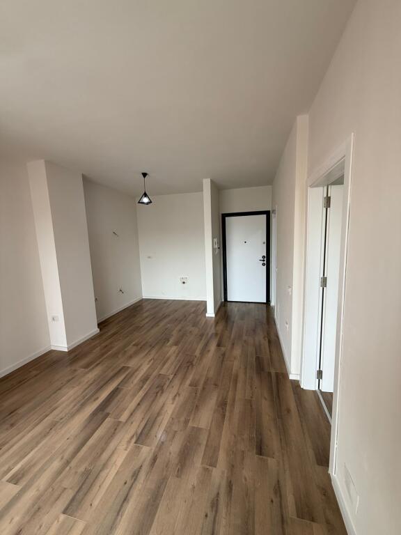 Univers city , 1+1 for rent empty