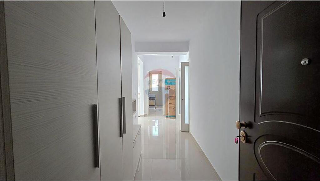 🌊 Apartament 2+1+2 për Shitje – Lungomare, Vlorë 🌊