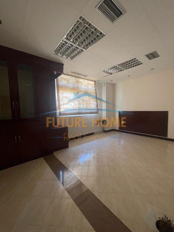Vendo appartamento 3+1+2, Mine Peza, Tirana