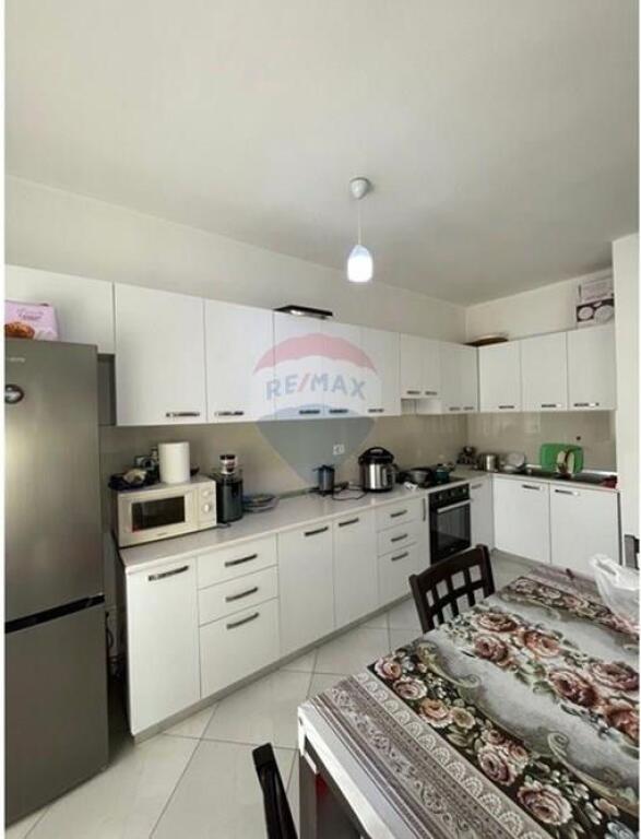 Appartamento - In Vendita - Ex Mercato Elettrico, Tirana