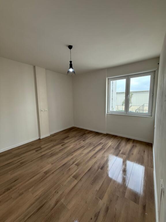 Univers city , 1+1 for rent empty