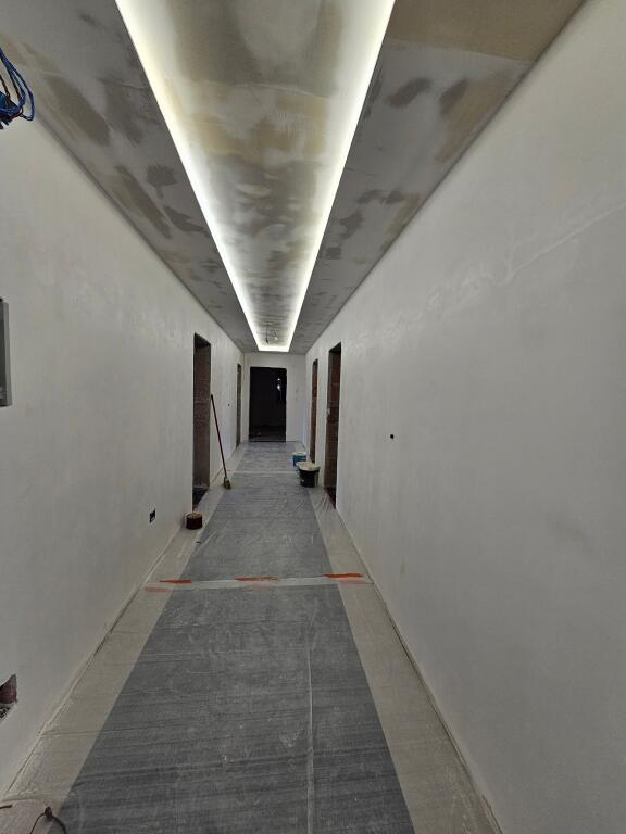 Hotel in Affitto – Nuovo Edificio a Bathore, Kamëz | Accesso a Strada Principale